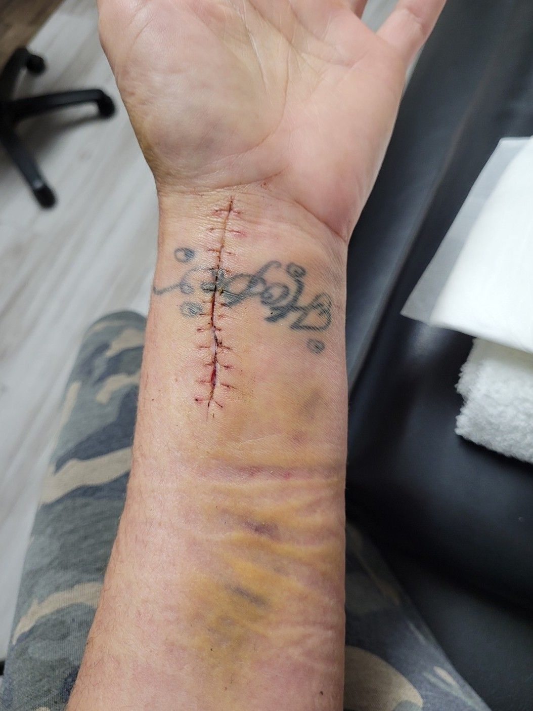 motorsiklet dövmesi  Motocross tattoo Hand tattoos for guys Wrist tattoos  for guys