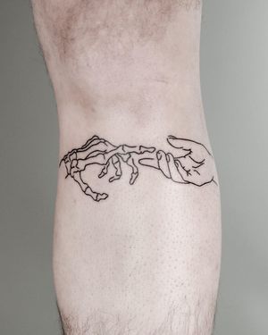 Tatuaj alb-negru A Touch Of Ink