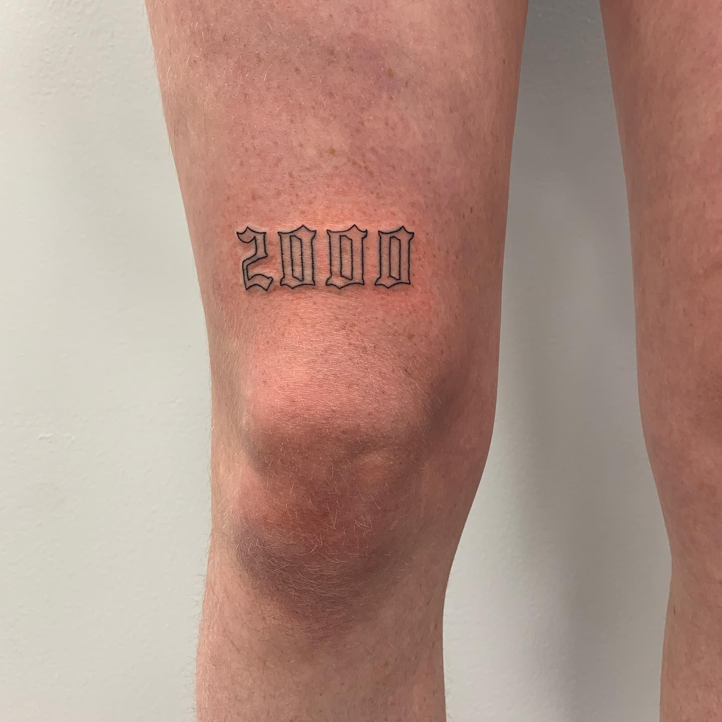 2000 above knee tattoo  Knee tattoo Flower leg tattoos Leg tattoos
