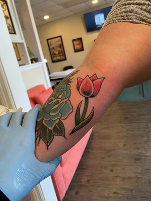 2nd tat of sleeve - tulip