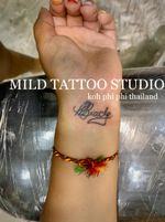 #nametattoos #fonttattoo #tattooart #tattooartist #bambootattoothailand #traditional #tattooshop #at #mildtattoostudio #mildtattoophiphi #tattoophiphi #phiphiisland #thailand #tattoodo #tattooink #tattoo #phiphi #kohphiphi #thaibambooartis #phiphitattoo #thailandtattoo #thaitattoo #bambootattoophiphi https://instagram.com/mildtattoophiphi https://instagram.com/mild_tattoo_studio https://facebook.com/mildtattoophiphibambootattoo/ MILD TATTOO STUDIO my shop has one branch on Phi Phi Island. Situated , Located near the World Med hospital and Khun va restaurant