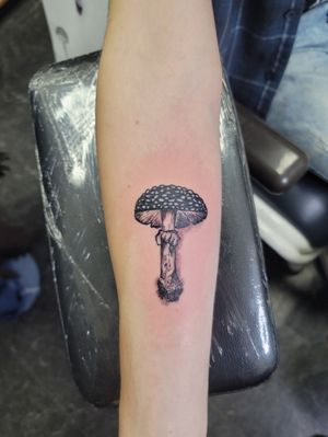 One of my favorite mushrooms I've ever tattooed
