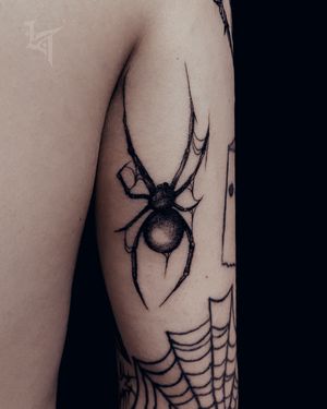 Blackwork Spider Tattoo