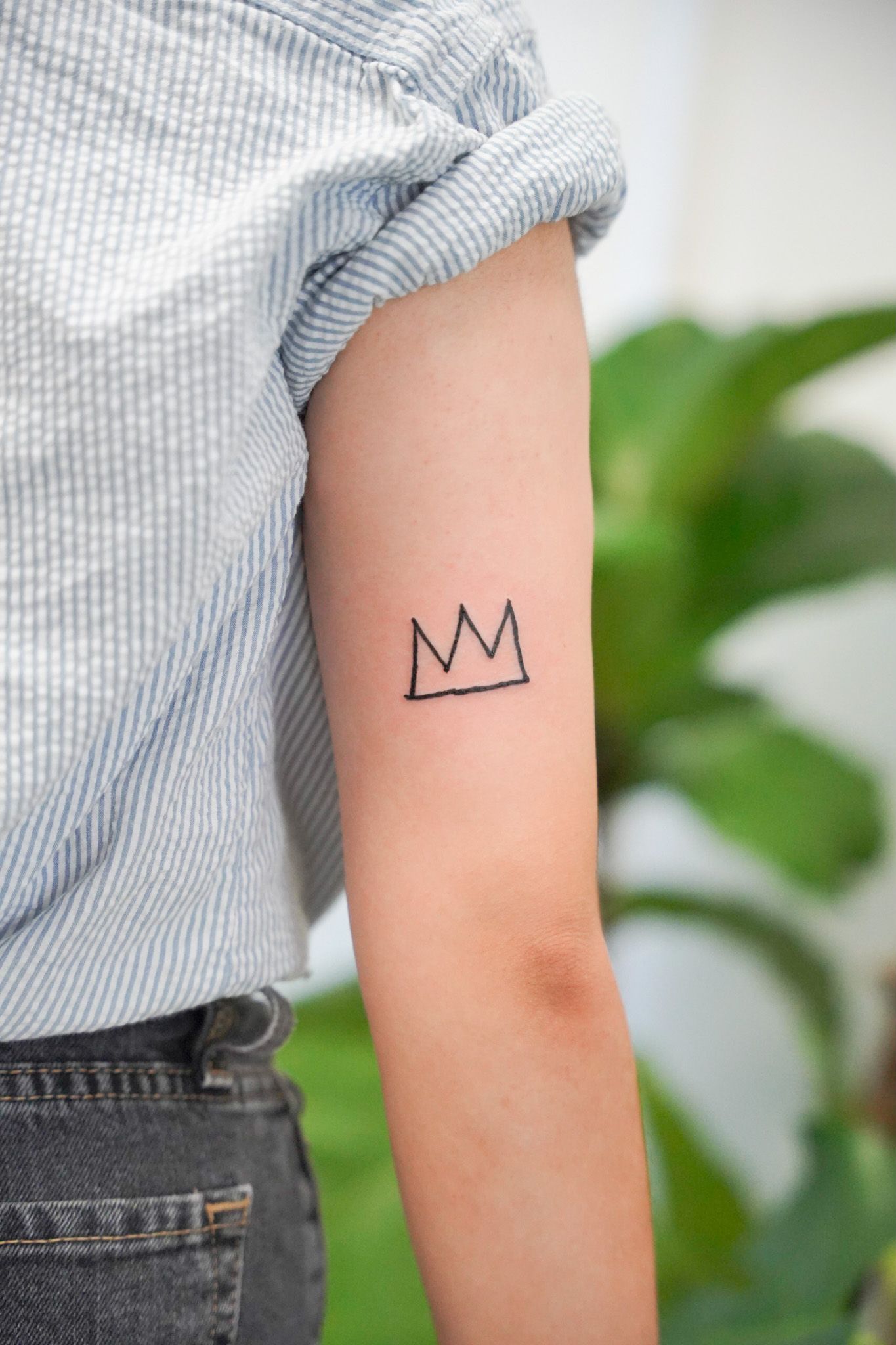 elle  on Instagram Basquiat crown for a worthy king thank you  for a smooth session Patrick 