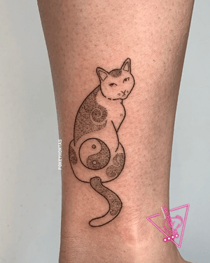 Hand-Poked Cat with Yin and Yang Symbol Tattoo by Pokeyhontas | KTREW Tattoo