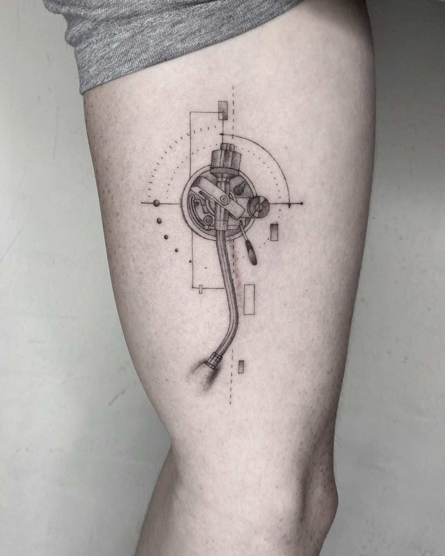 tattrx | Circular tattoo, Gear tattoo, Ink tattoo