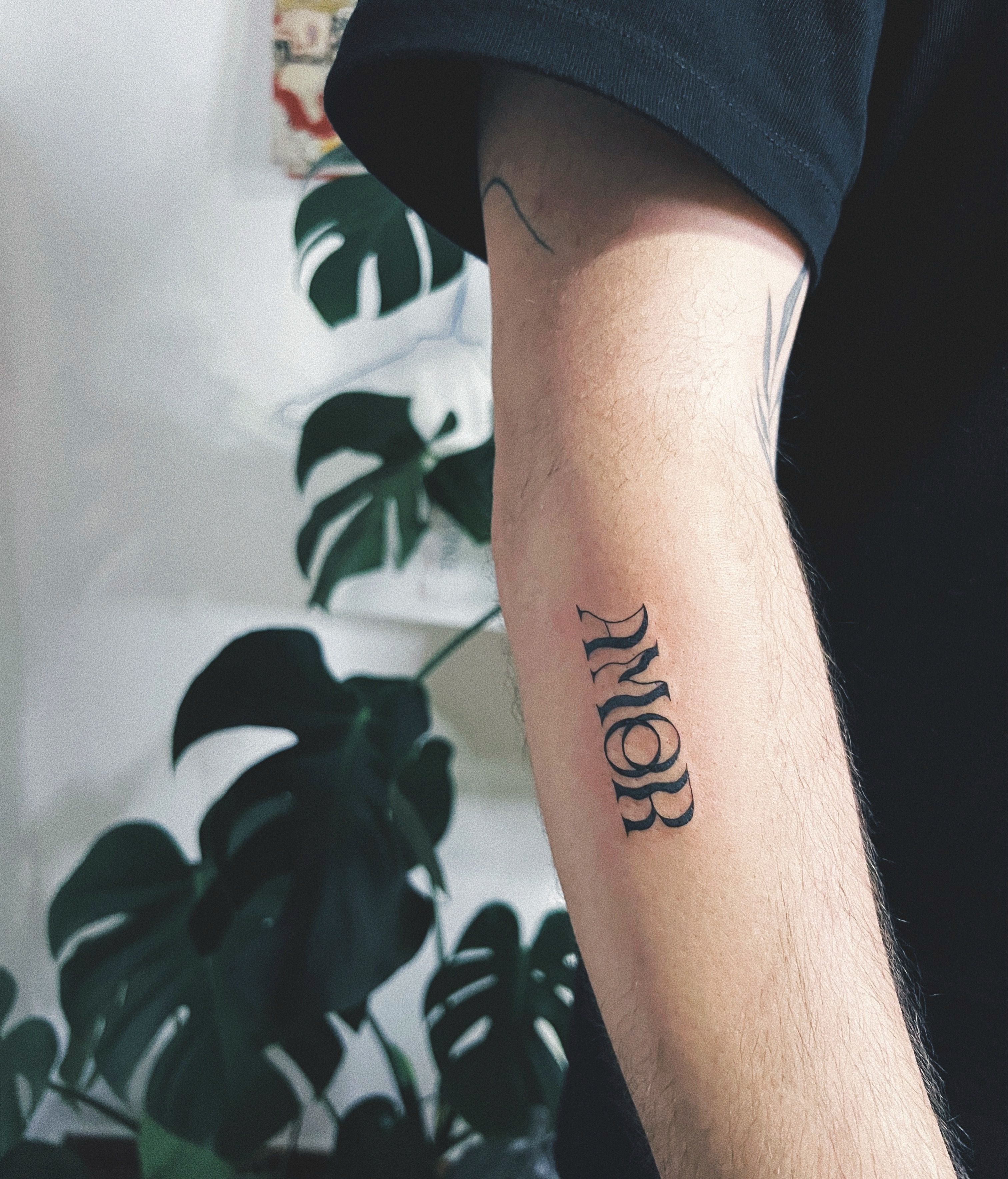 Amor Tattoo Font