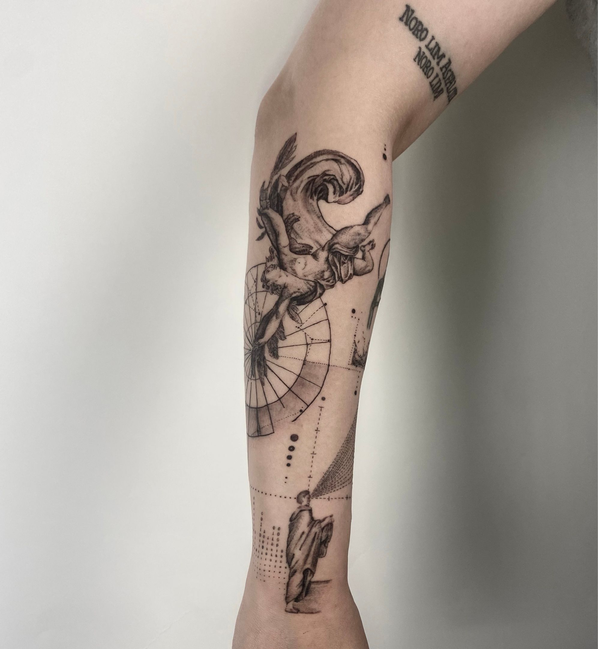 ICARUS TATTOO: Meanings, Tattoo Ideas & Tattoo Designs | Icarus tattoo,  Greek tattoos, Tattoos