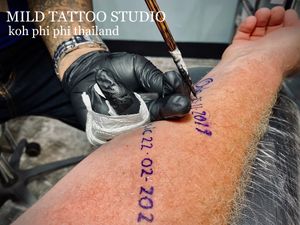 The traditional bamboo tattoo Professional artists Maintaining the highest standards of quality. All of our work is considered premium class and the highest quality. #tattooart #tattooartist #bambootattoothailand #traditional #tattooshop #at #mildtattoostudio #mildtattoophiphi #tattoophiphi #phiphiisland #thailand #tattoodo #tattooink #tattoo #phiphi #kohphiphi #thaibambooartis #phiphitattoo #thailandtattoo #thaitattoo #bambootattoophiphi Contact ☎️+66937460265 (ajjima) https://instagram.com/mildtattoophiphi https://instagram.com/mild_tattoo_studio https://facebook.com/mildtattoophiphibambootattoo/ Open daily ⏱ 11.00 am-24.00 pm MILD TATTOO STUDIO my shop has one branch on Phi Phi Island. Situated , Located near the World Med hospital and Khun va restaurant