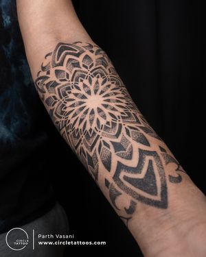 Skull and Rose Tattoo done by Sanket Gurav at Circle Tattoo Studio