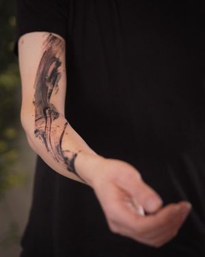 Transform your arm into a stunning canvas with this mesmerizing watercolor and illustrative design by La Bottega dell'Arte.