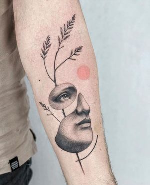 Tattoo by Lunatyk Studio