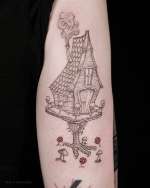 Unique blackwork tattoo featuring flower, skull, mushroom, house, and smoke elements in an illustrative style by Mara.