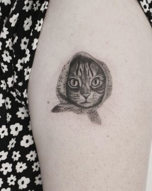 Get inked with a beautiful black and gray cat tattoo by Martyna Śliwka. Perfect for feline lovers! 
