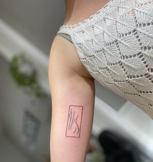 Awesome fine line tattoo, done by one of resident tattoo artist Erick