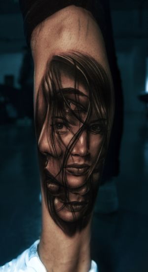 SURREALISTIC PIECE #portrait #realism #tattoo #art #ink #tattoo #charlyavila #blackandgrey #surrealist #girl #legtattoo