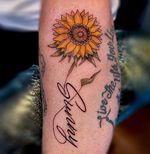 Sunflower and script 🌻