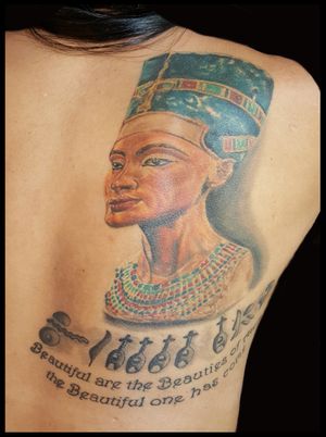 Realistic colour Nefertiti
