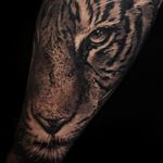Half tiger face You can see more photos and videos on Instagram. check my instagram. My instagram account is @tattoosbyiseul. See you on my instagram.😁