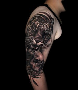 Tiger and SkeletonHi guys!You can see more photos and videos on Instagram. check my instagram. My instagram account is @tattoosbyiseul. See you on my instagram.😁