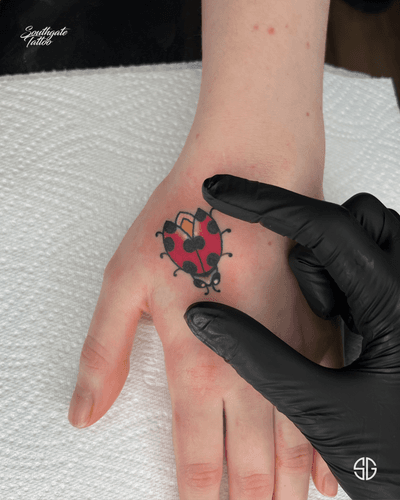 • Ladybird 🐞 • micro traditional pieces by our resident @nicole__tattoo Sometimes all you need is a small but cute design to form the perfect tattoo ☺️ @southgatetattoo Books/Info in our Bio! Give us a shout! • • • #ladybirdtattoo #microtattoo #cutetattoo #grapetattoo #ladybird #grape #traditionaltattoo #customtattoo #southgateink #northlondon #southgate #tattooideas #blackwork #southgatetattoo #sgtattoo #londonink #sg #londontattoo #northlondontattoo #amazingink #londontattoostudio #londontattooartist #bookedontattoodo #tattoos #london #southgatepiercing