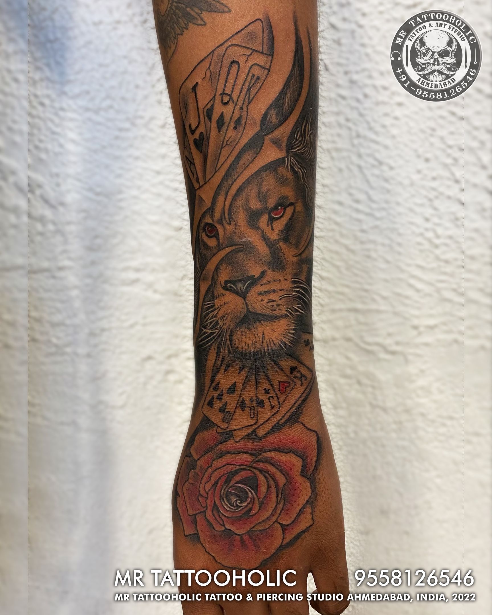 Sudarshan chakra tattoo design| Sudarshan chakra tattoo| new krishna tattoo  | Mahabharata tatt… | Wrist tattoos for guys, Hand tattoos for guys, Pretty  hand tattoos