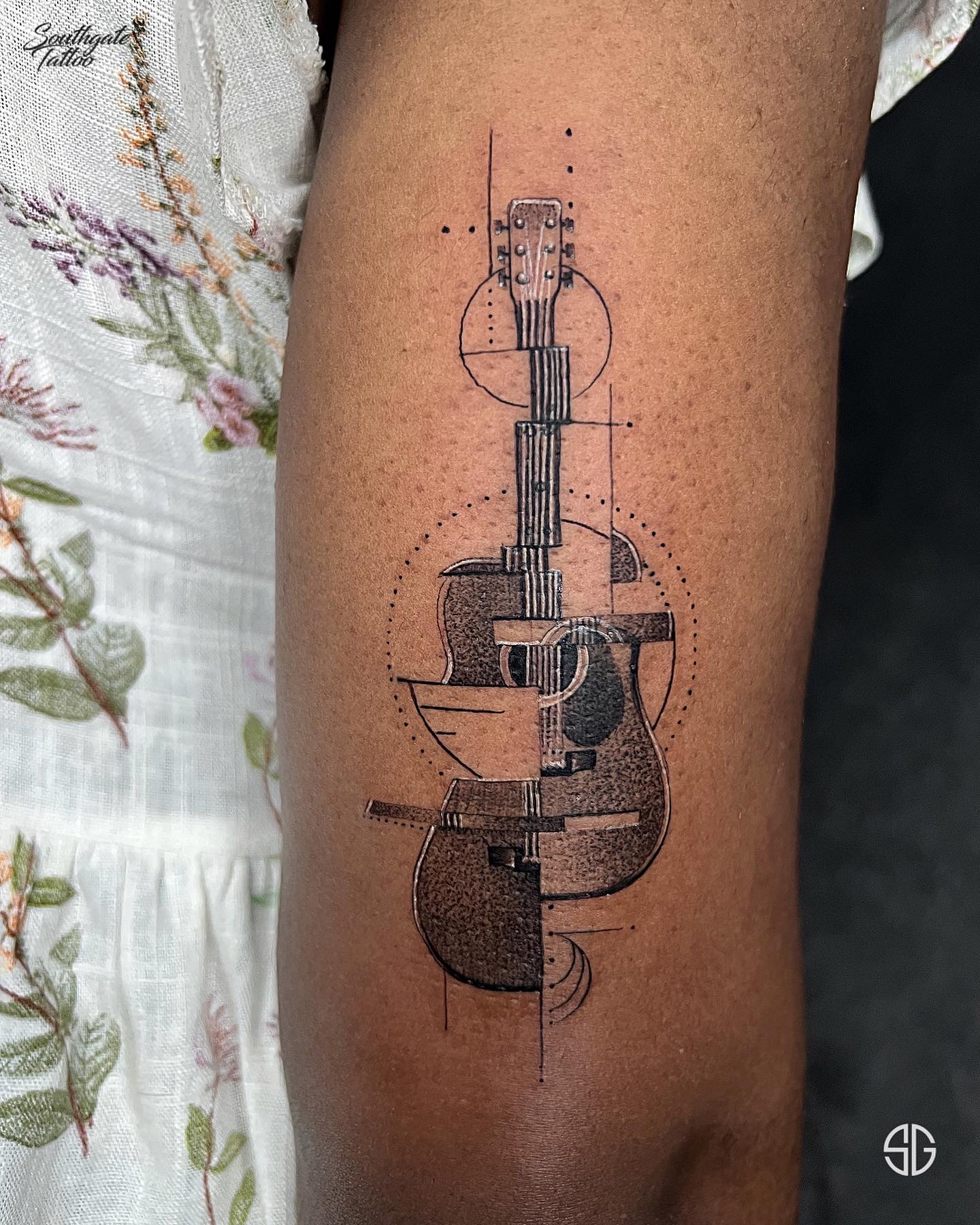 Tattoo uploaded by Southgate SG Tattoo & Piercing Studio • • Guitar ? •  delicate custom piece with geometry additions by our resident @cat_vaska116  Vas would love to do more of those