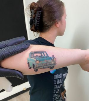 Flying Ford Anglia for @lianaraef 💀 A dedicated Potterhead. • • • It’s that time of year where I better see all of my clients layering that SPF on their tattoos! 🌞 • • • #harrypotter #harrypottertattoo #tattoo #realismtattoo #realism #cartattoo #harrypotteredit #tattooideas #tattoosleeve #potterhead #art #artistsoninstagram #tattooed #portraittattoo #tattoos #hogwartstattoo