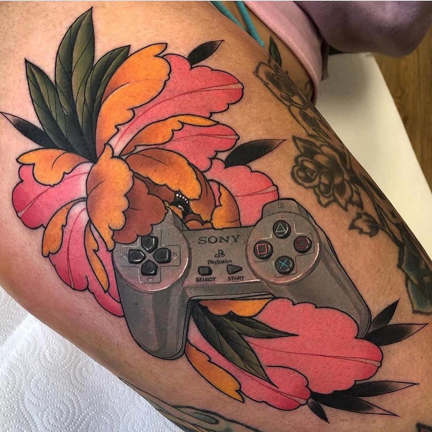 50 Playstation Tattoo Designs for Men [2024 Guide] | Playstation tattoo,  Gaming tattoo, Nintendo tattoo