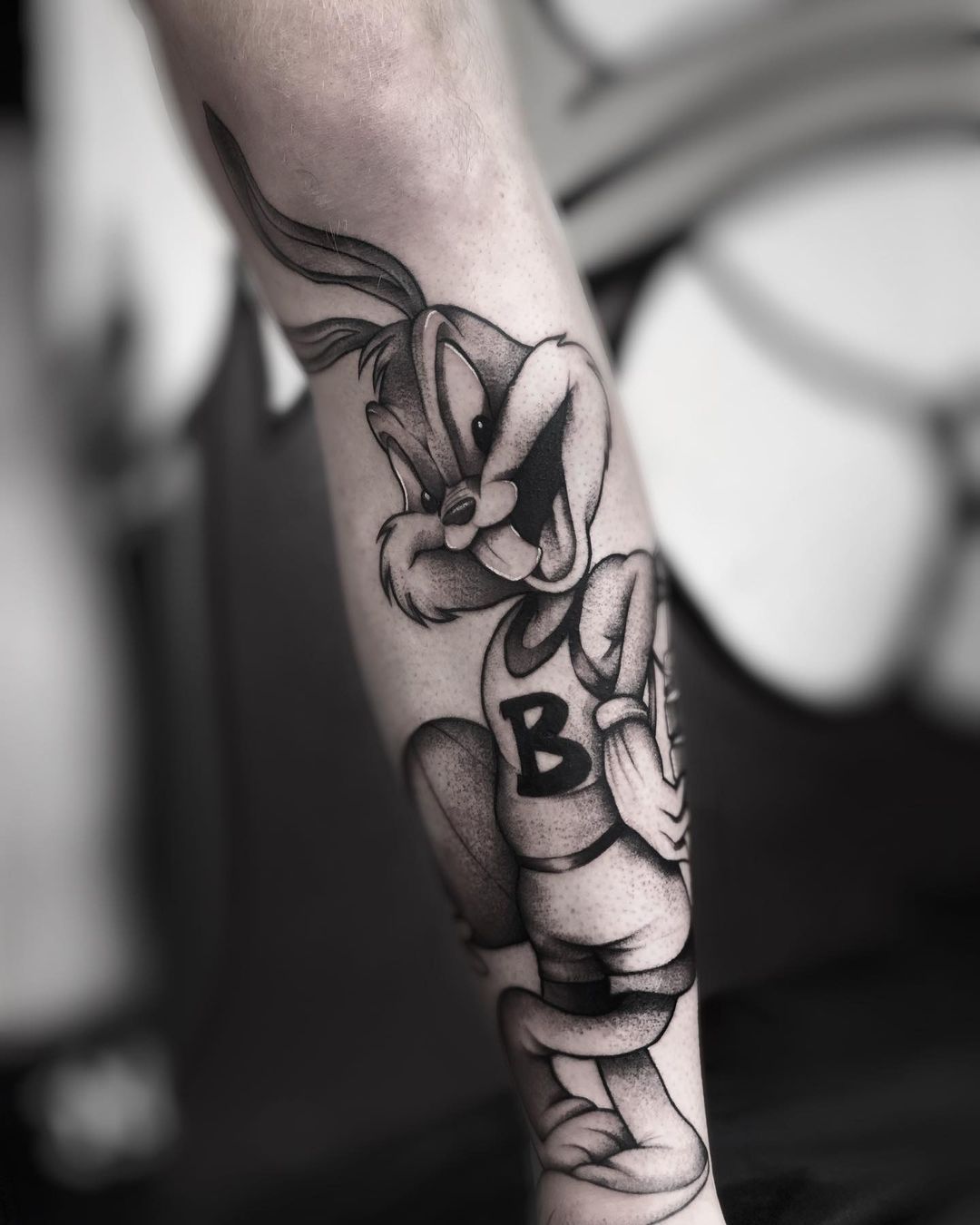 Sonja bow in 2023 | Bunny tattoos, Black ink tattoos, Rabbit tattoos