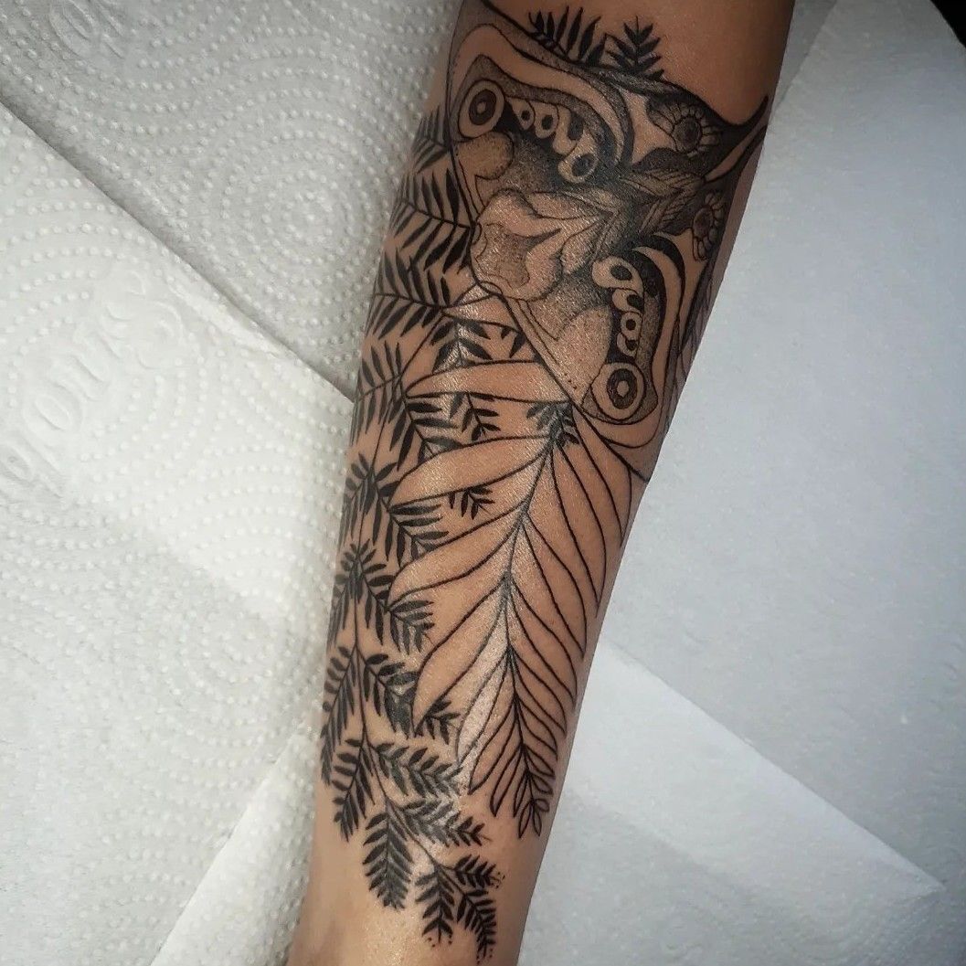 Tattoo uploaded by Joel Cabrera • Ellie's Tattoo (The Last Of Us
