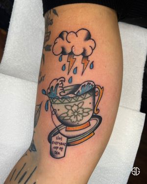 • Not everyone’s cup of tea • traditional tattoo, proper English themed piece done by our resident @nicole__tattoo 
Books/info in our Bio: @southgatetattoo 
•
•
•
#cupoftea #noteveryonescupoftea #teatattoo #traditionaltattoo #blackwork #london #bookedontattoodo #southgateink #customtattoo #southgatepiercing #sg #londonink #tattoos #southgatetattoo #sgtattoo #tattooideas #amazingink #northlondon #southgate #londontattoo #northlondontattoo #londontattoostudio #londontattooartist