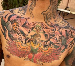 Added lotus’ and waves to Benjis chest