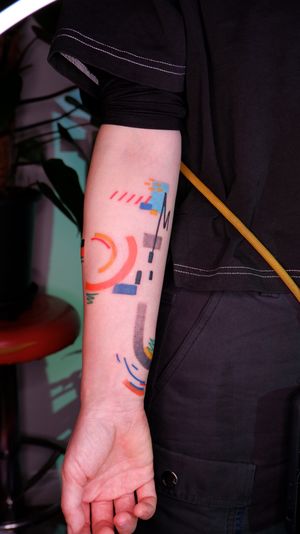 Abstract decoration on forearm part 2