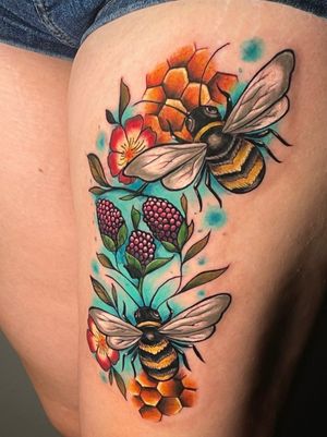 Bees Floral By David Hidalgo 
