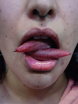Tongue split realizado por mi 