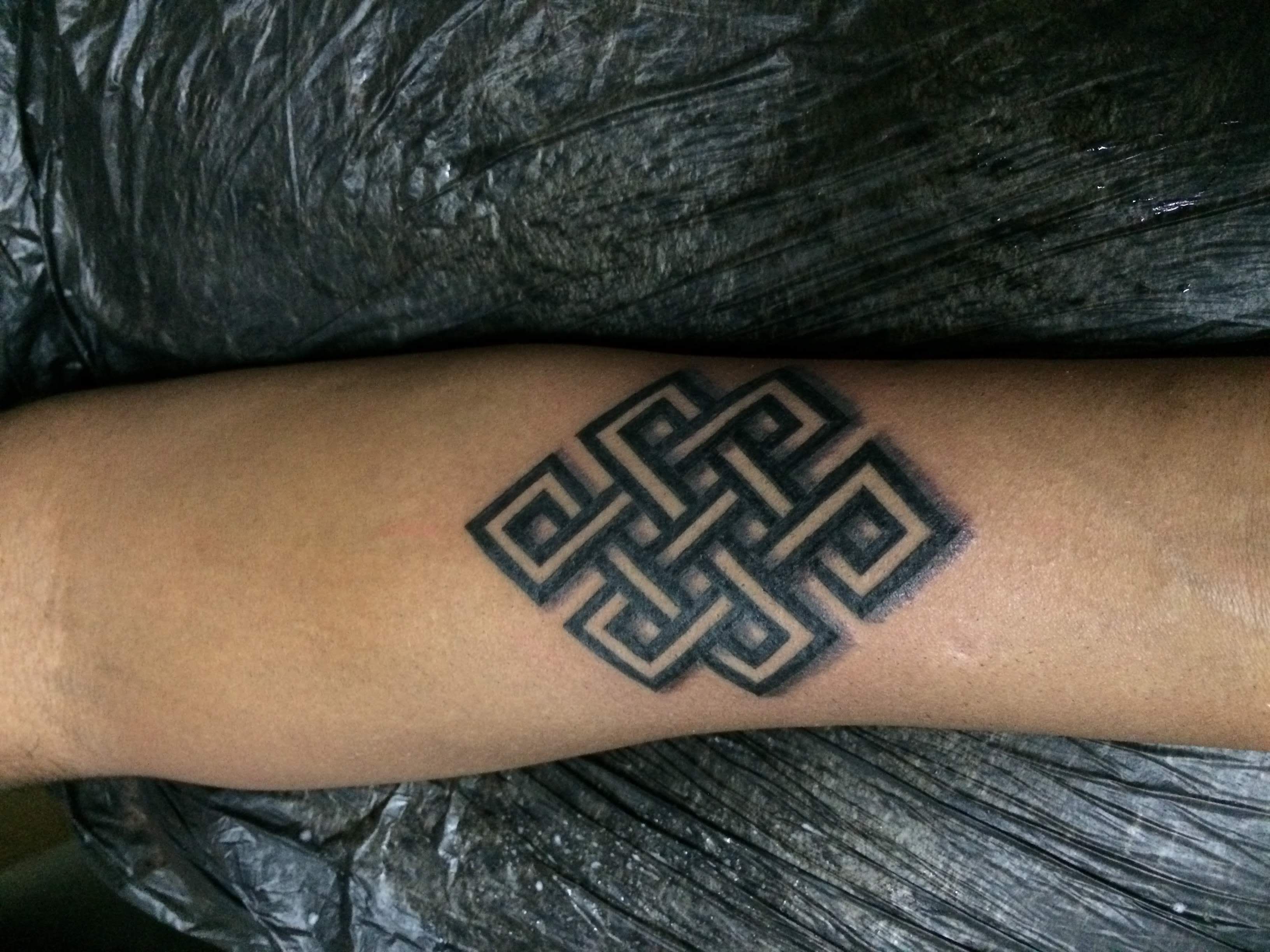 Kraayonz Tattoo Studio in Fergusson College RoadPune  Best Tattoo Artists  in Pune  Justdial