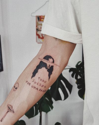 #coverup #coveruptattoo #blackwork #woman #lettering #spanish #quotes #quotetattoo #surrealism #surrealismtattoo #dotworktattoo #minimalism #minimaltattoo #blxckink #tattoosandflash #darkartists #topclasstattooing #tattoodo #tttism