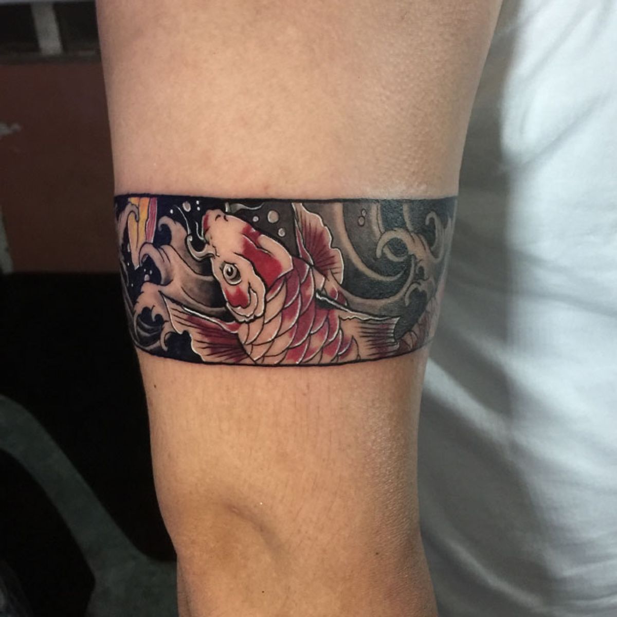 Stencil Koi Fish Armband Tattoo Design