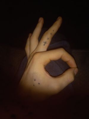 What the meaning of the tatto is the family that I have lost I could fit all of the stars on my finger