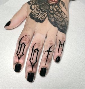 ‘Goth’ fine line lettering, freehand 