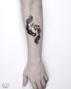 Ali Deeran's blackwork design featuring a stunning fish motif, perfect for your forearm.