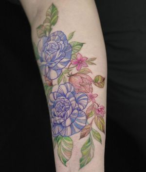 Capture the beauty of nature with this stunning illustrative flower tattoo on your forearm, expertly done by Mengni Yang.
