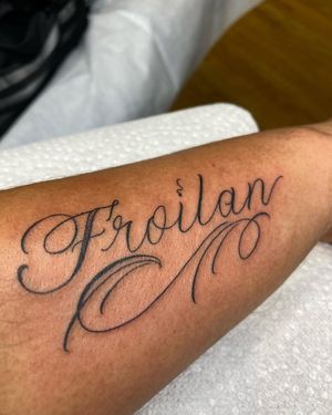 Get a beautifully detailed tattoo on your forearm with a delicate pattern, name, and quote created by the talented artist Carlos Hernandez.