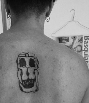#salvatoredali #skull #surrealart #surrealism #skulltattoo #installation #photrealism #dotworktattoo #minimalism #minimaltattoo #blxckink #tattoosandflash #darkartists #topclasstattooing #tattoodo #tttism 