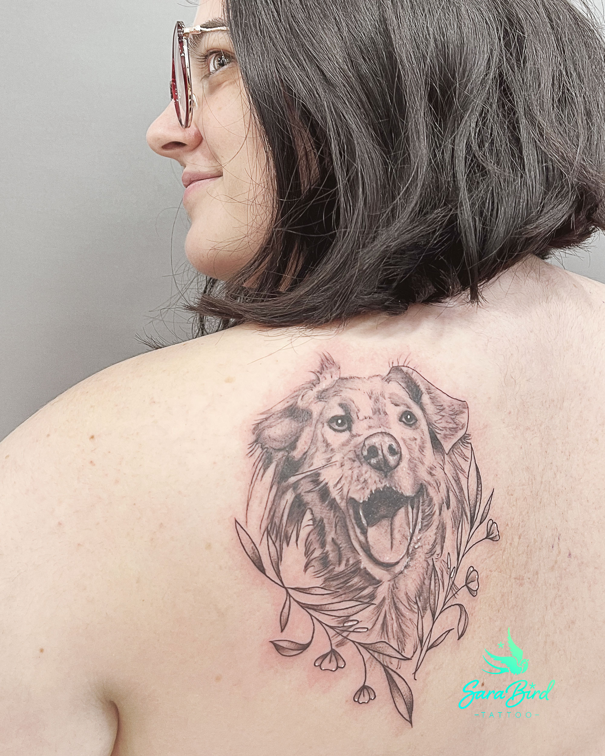 Piercing Umbigo – Sara Bird Tattoo