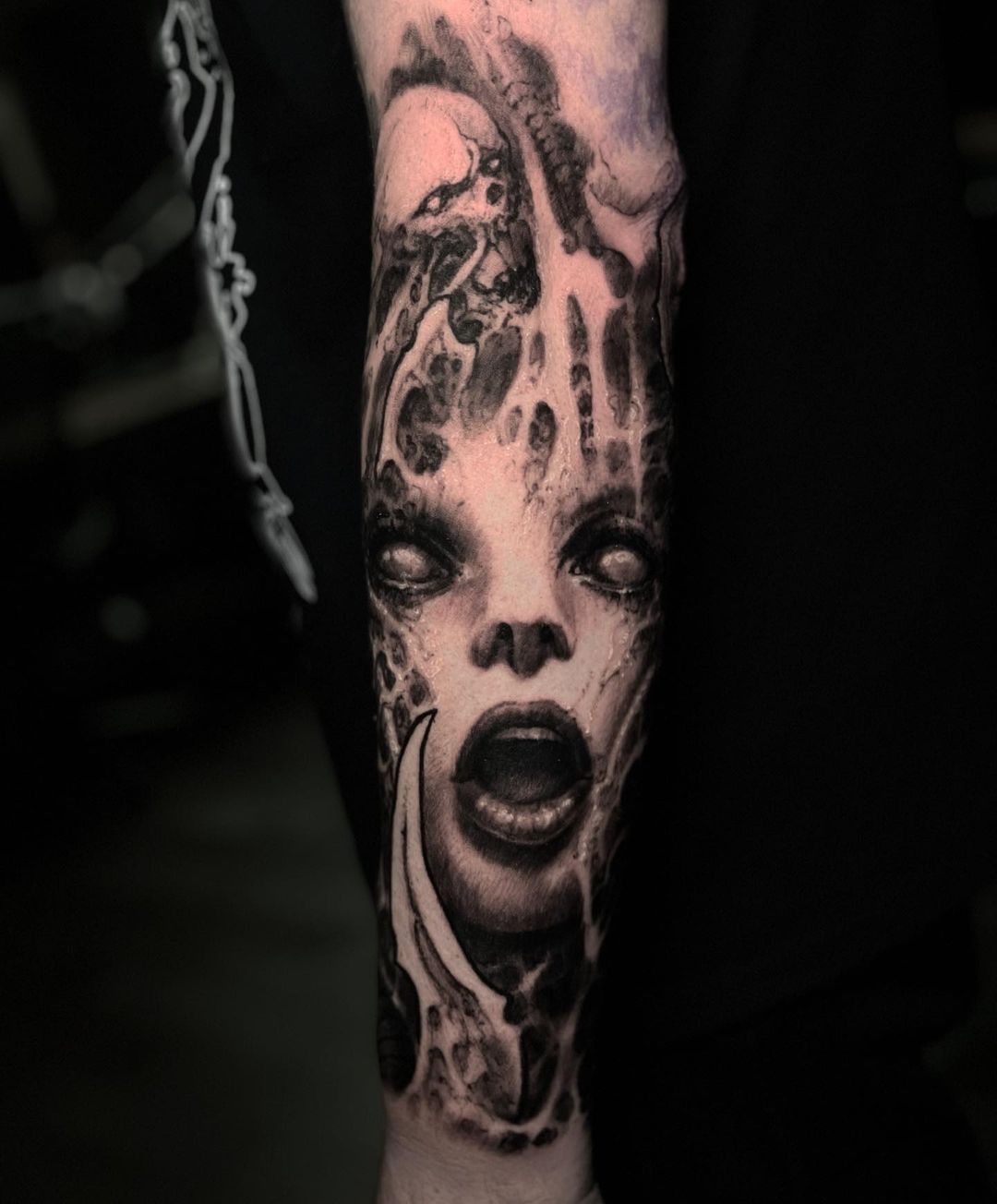 162 Naturalistic And Catchy Horror Tattoo Designs Idea For You  Psycho Tats