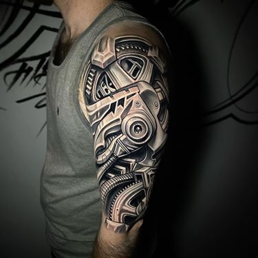 Biomechanical Tattoo by Roman Abrego