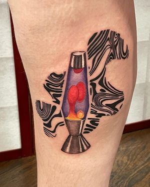 Unique illustrative design of a lava lamp pattern on lower leg by artist Michaelle Fiore.