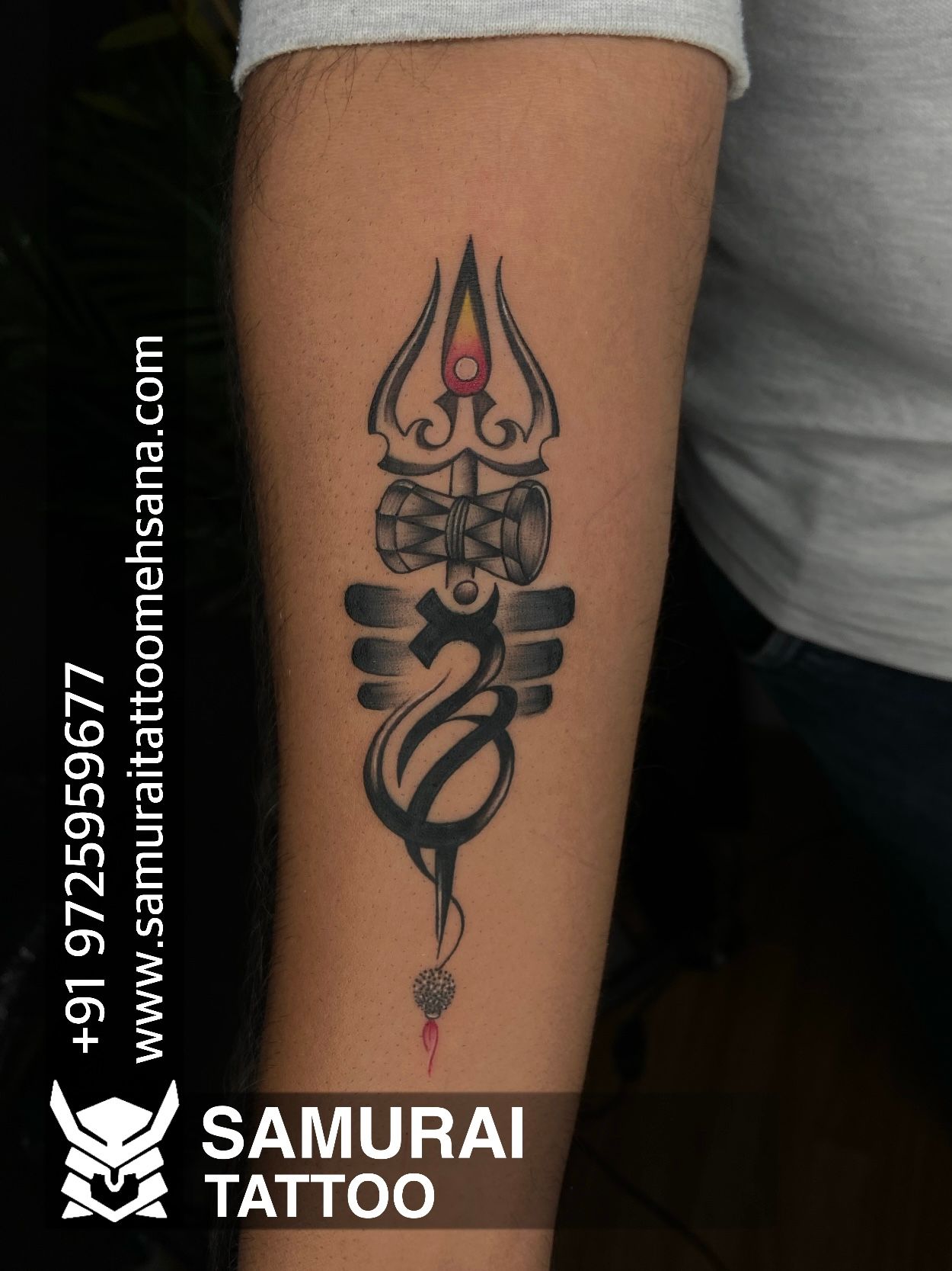 SURMUL Trishul With Damru Tattoo Temporary Tattoo Stickers For Male And  Female Fake Tattoo Waterproof Tattoo body Art : Amazon.in: ब्यूटी